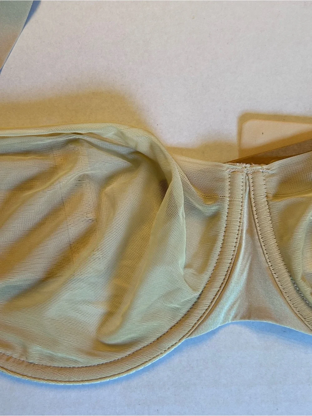 NWT SKIMS No Show Adjustable Molded Unlined Balconette Bra Sand 34DDD - Picture 2 of 9